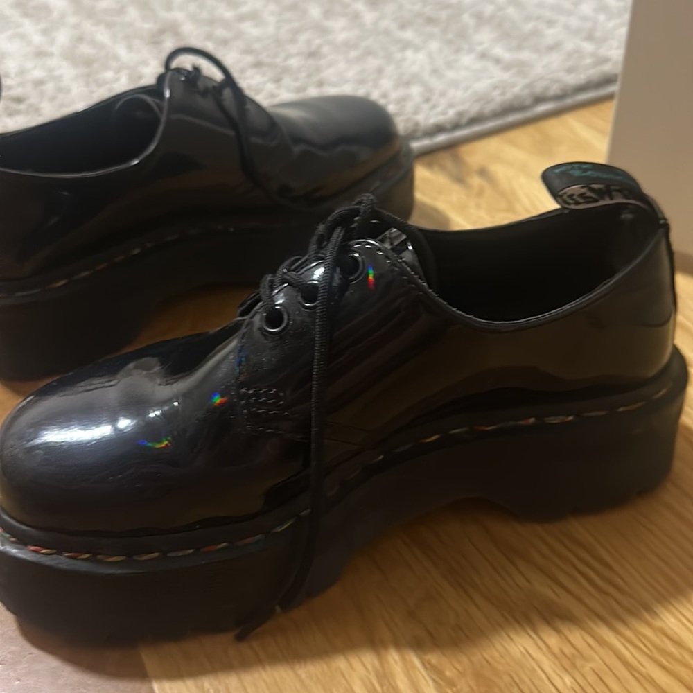 Doc Martens - Picture 4 of 6